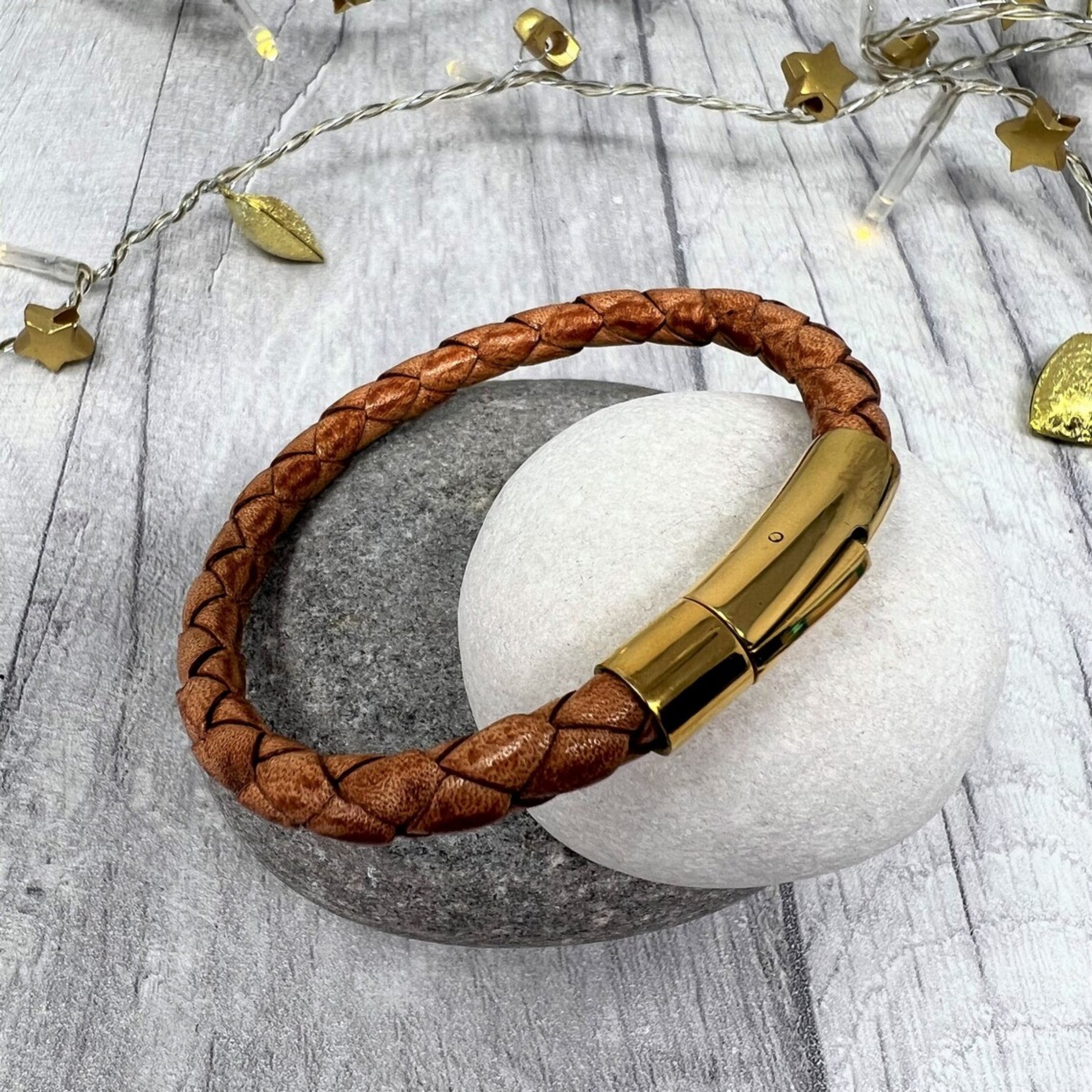 Mens Leather Bracelet Brown Vintage Braided – - Main Image